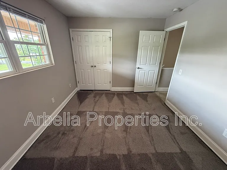 133 Walker St #4 — Photo 13