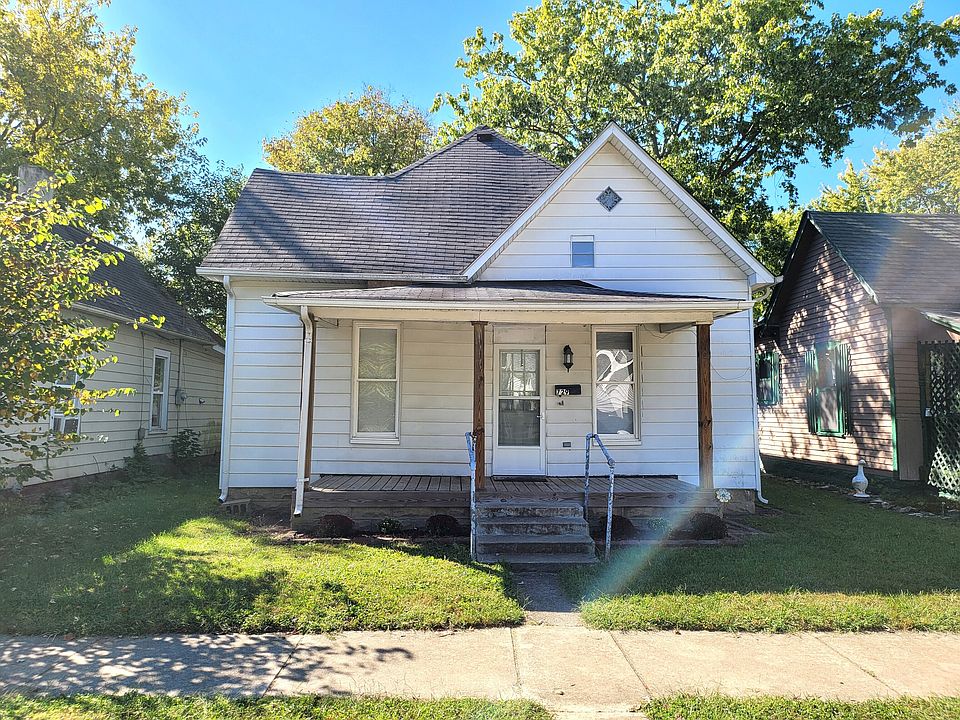 1st image of 729 Blanchard St
