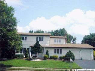 9 Sussex Rd, Morganville, NJ 07751