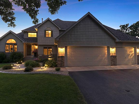 2nd image of 9487 White Oaks Ct N