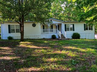 113 Royal Oaks Rd, Hohenwald, TN 38462