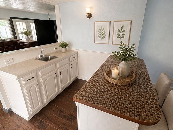 5th image of 4300 Campion Ln