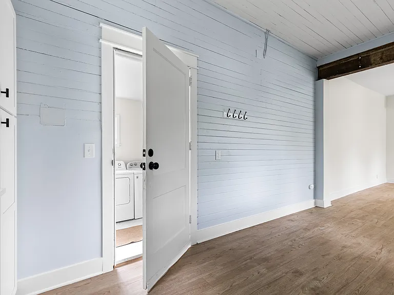 309 Bon Air Ave #1 — Photo 4