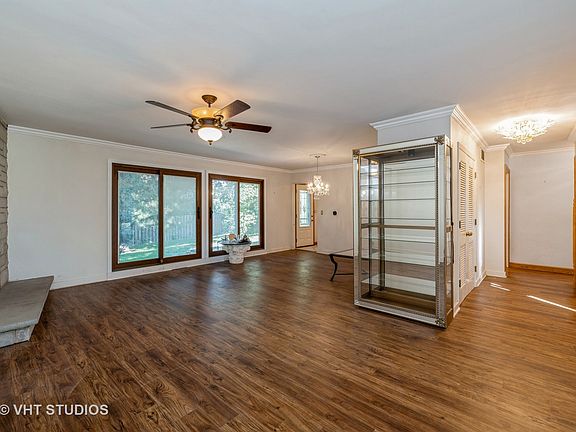 3rd image of 5413 Caroline Ave