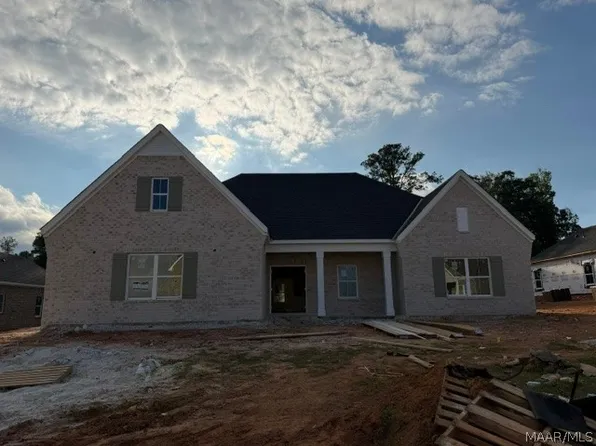 1029 Sunfield Dr, Prattville, AL 36066