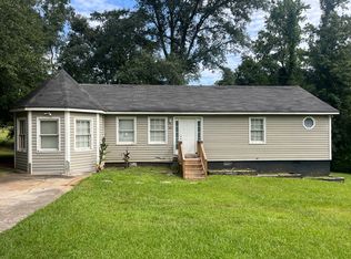 102 Little Big Horn Rd, Griffin, GA 30223