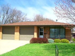 804 W Le Fevre Rd, Sterling, IL 61081