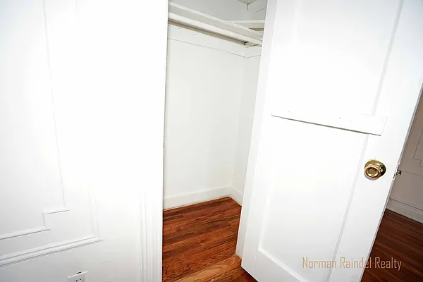 Rented by Norman Raindel, LREB | media 60