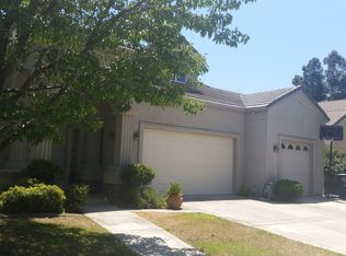 8461 Saint Arvant Ct, Elk Grove, CA 95624