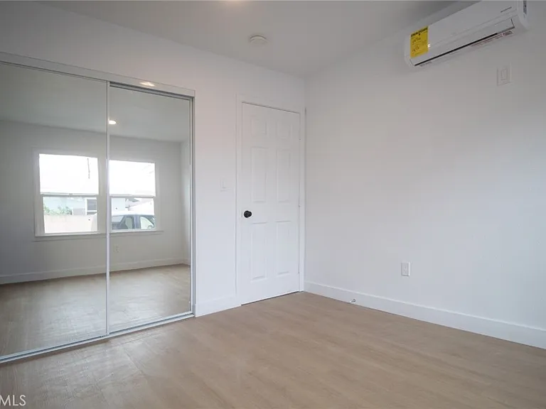 2216 N Continental Ave #B — Photo 4