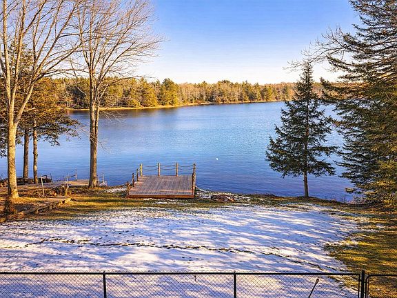 3rd image of 224 Tucker Lake Rd