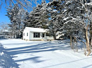 1319 Clay St, Woodstock, IL 60098