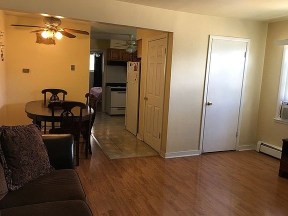 5th image of 30 King Arthur Ct APT 18