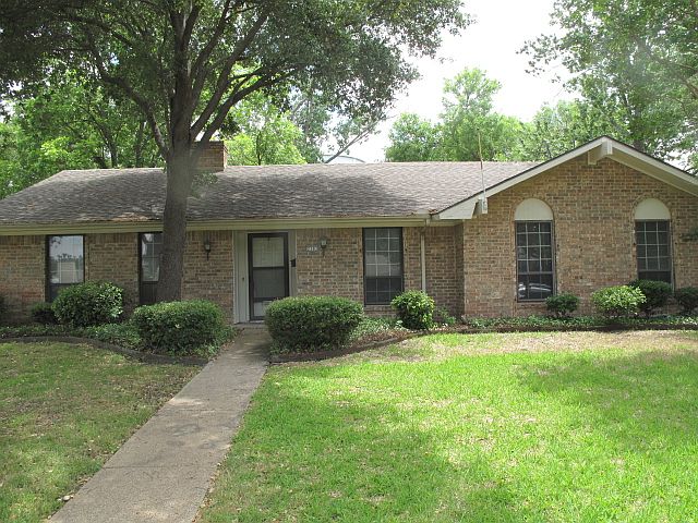 1st image of 2303 Lawnmeadow Dr