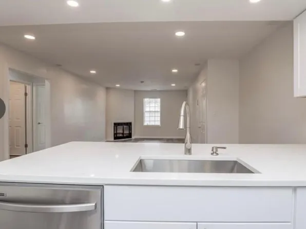 357 Fort Worth Ave APT 212, Norfolk, VA 23505