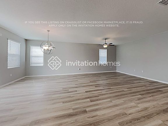 3rd image of 613 Valri Park Dr