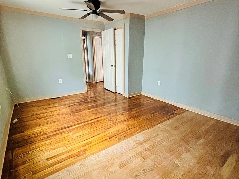 1745 W Hancock Ave — Photo 4