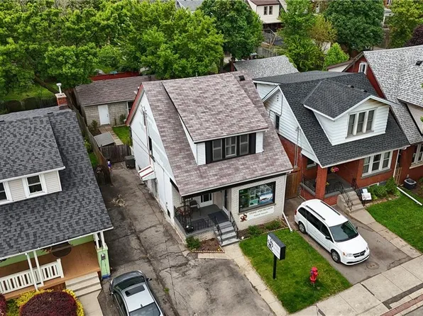 95 Ottawa St N, Hamilton, ON L8H 3Y9