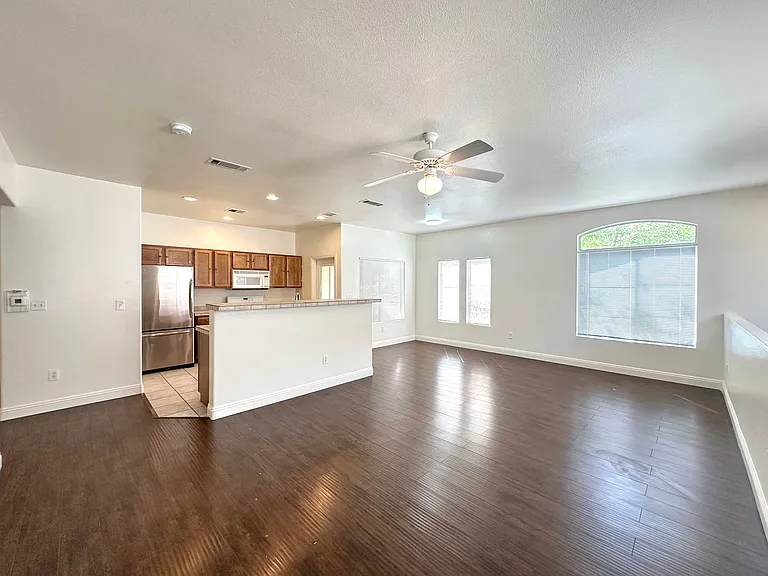 1501 Cardinal Peak Ln #202 — Photo 3