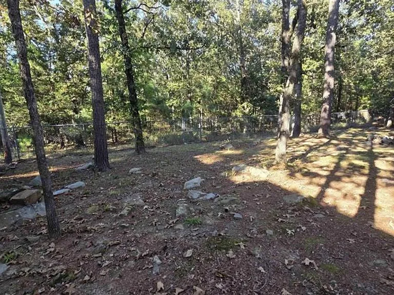 20 Forest Glades Cir — Photo 43