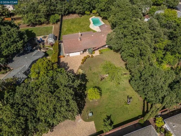 5305 Pine Hollow Rd, Concord, CA 94521