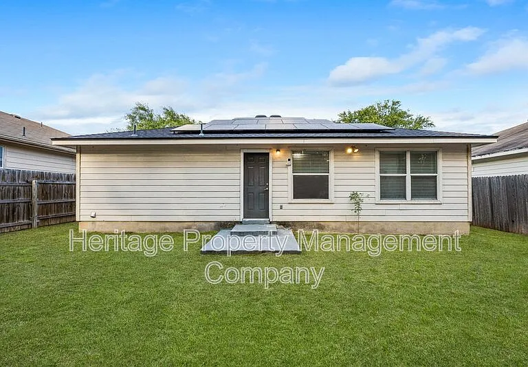719 Eagle Trl — Photo 30