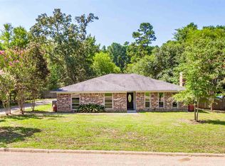 209 Mosley Cir S, Longview, TX 75605