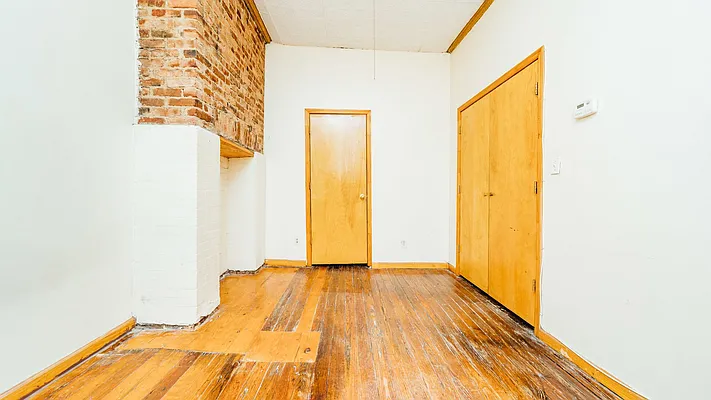 Rented by Nooklyn NYC LLC | media 33