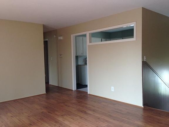 Living room (facing west)