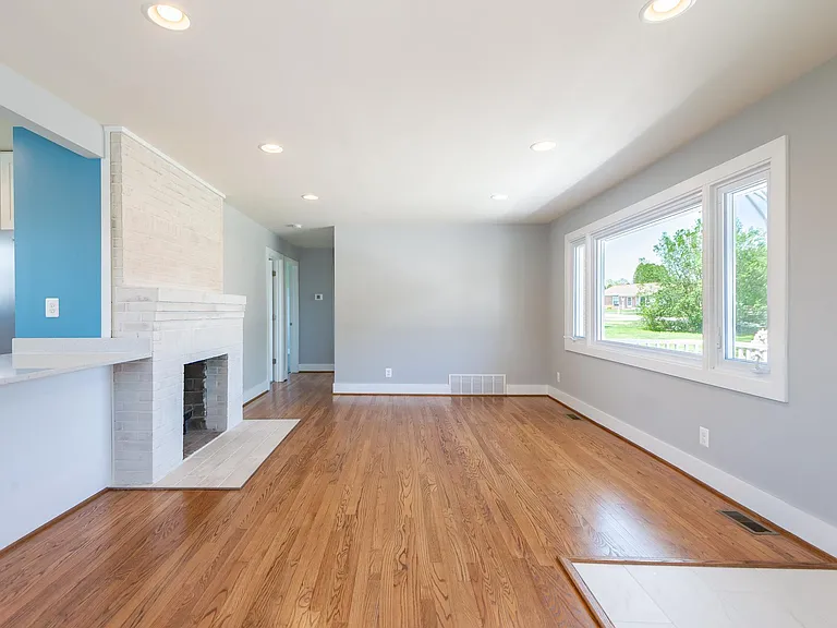 105 Meadow Rd — Photo 35