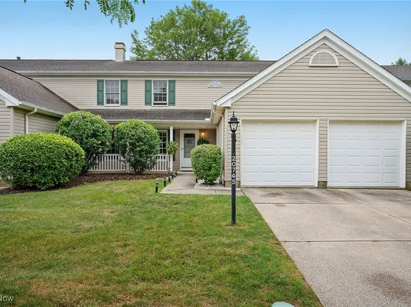 20745 Sun Meadow Trl, Strongsville, OH 44149