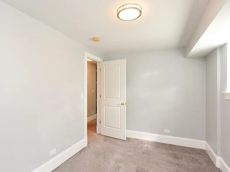 1713 W Julian St #1R — Photo 24