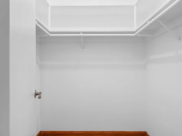 824 S Shenandoah St #2 — Photo 11