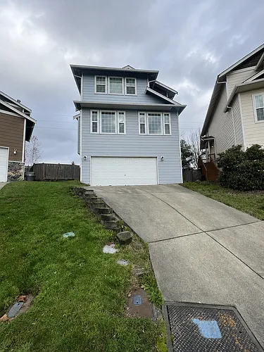 1921 83rd Dr NE Photo 1