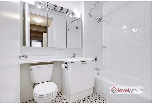 Rented by Level Group | media 22