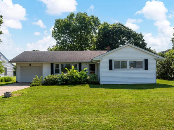 892 Lincoln Dr, Circleville, OH 43113