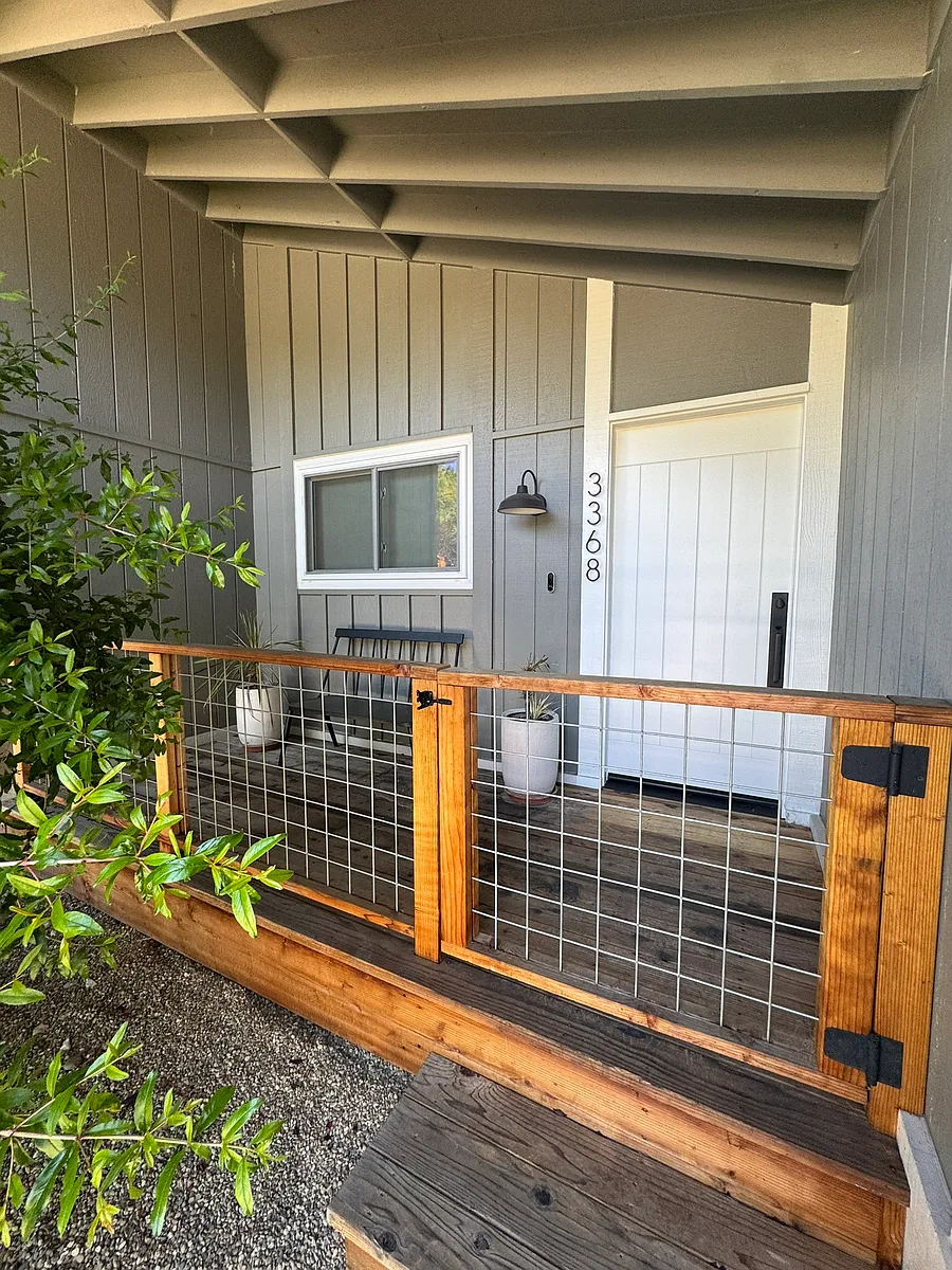 Building Photo - 3368 Twin Oaks Dr