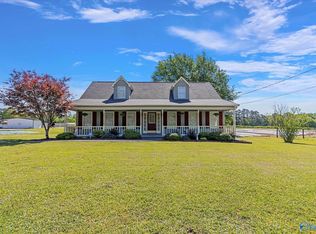 336 S Strickland Rd, Falkville, AL 35622