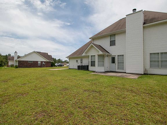 2nd image of 15012 Camp Ln