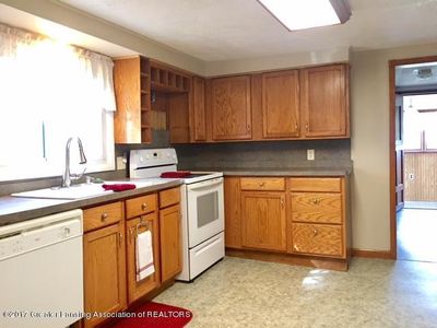 11340 S Us 27, Dewitt, MI, 48820