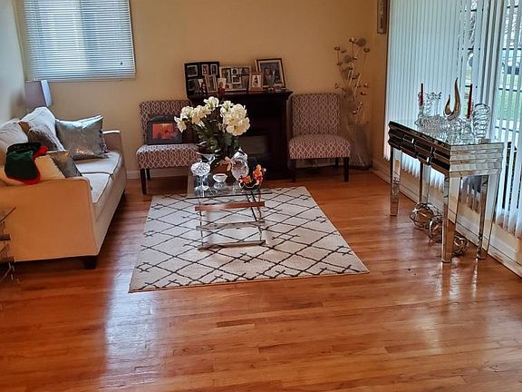 4th image of 24635 Belton Ln