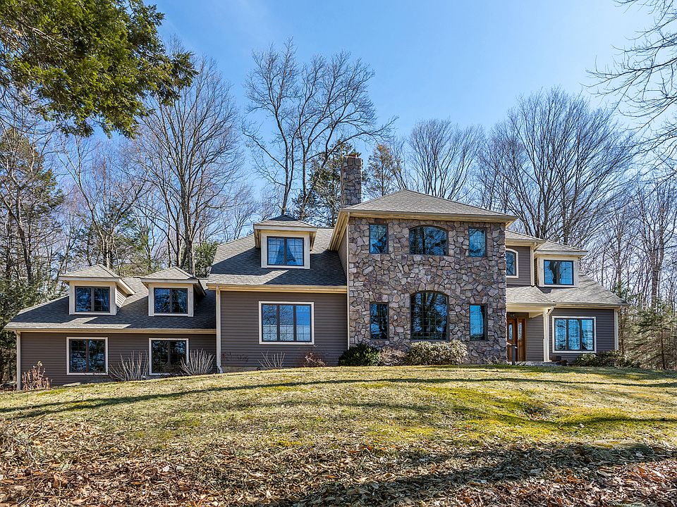 127 East Hyerdale Drive