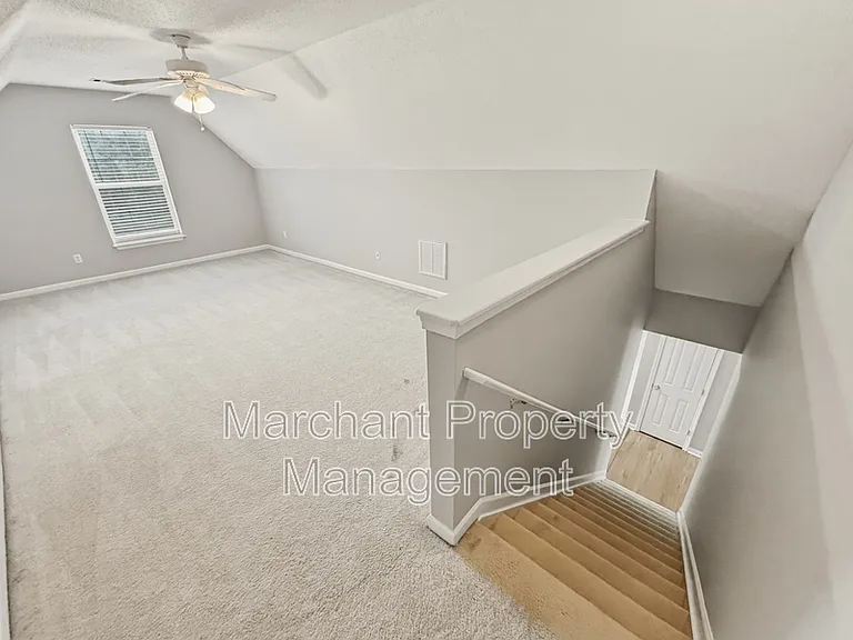 776 Waterbrook Ln — Photo 18