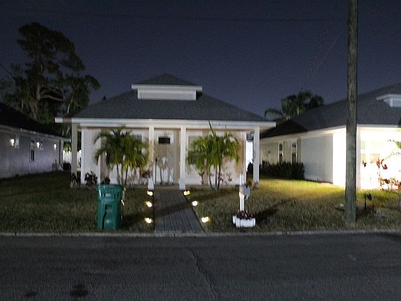 4th image of 1619 17th St W