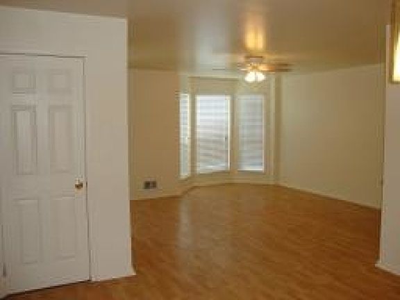 3rd image of 50 Pine St #C700n-7014