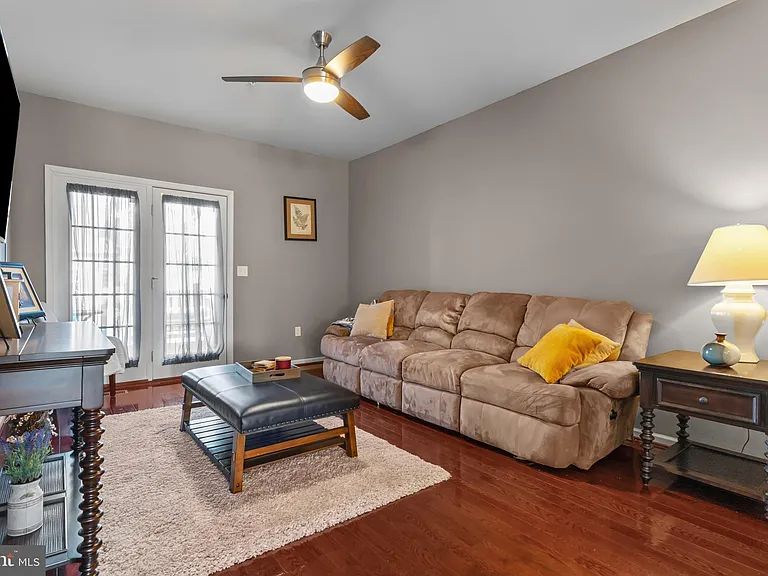 2109 Hayward Ave — Photo 15