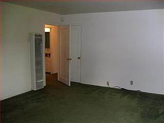 2nd image of 363 Nancy Ln