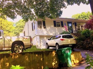 75 Skokorat St, Seymour, CT 06483