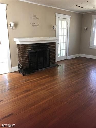 2nd image of 34 Wetmore Ave
