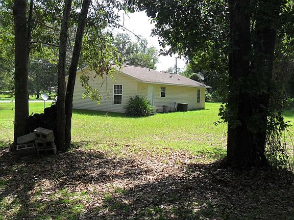5th image of 298 SW Acorn Dr